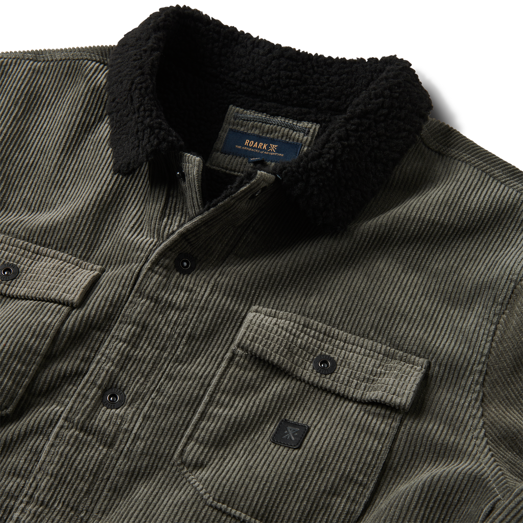 The collar of Roark men's Hebrides Jacket - Charcoal Big Image - 4