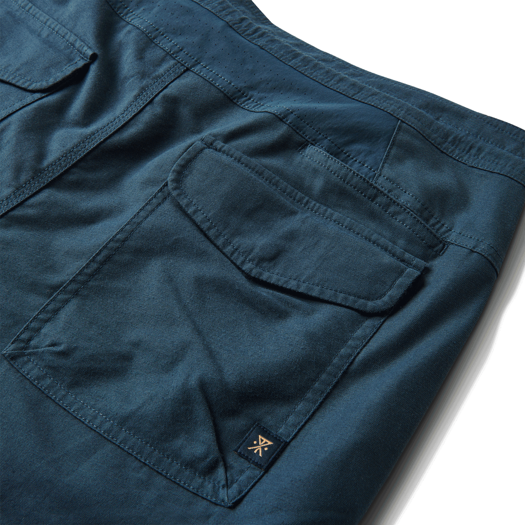 The materials, details, and designs of Roark men's Layover Traveler Shorts - Nannai Blue Big Image - 10