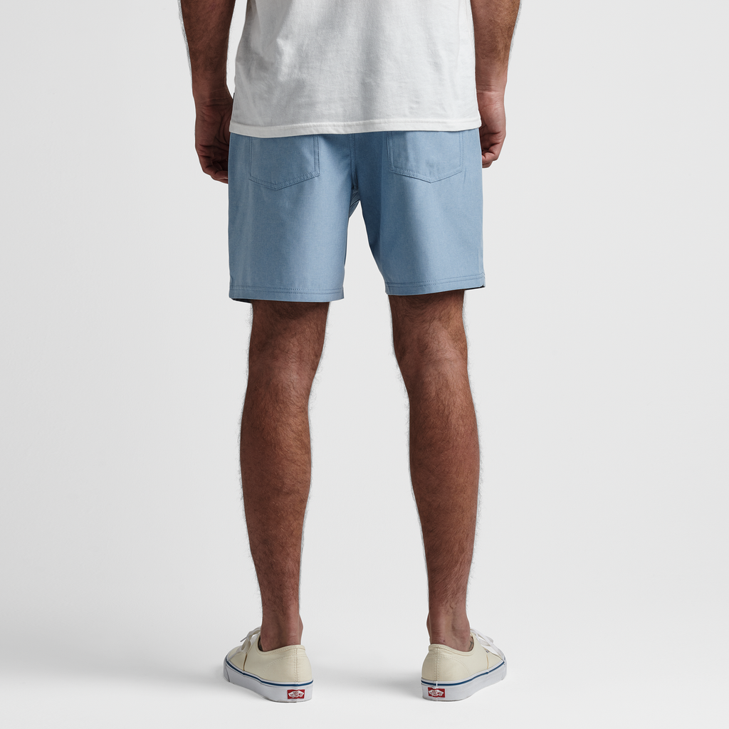 The model of Roark men's Hybro Hybrid Shorts - Cascata Big Image - 4