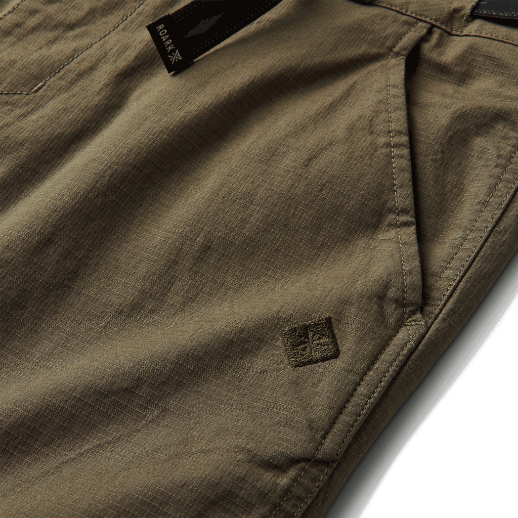 The materials, details, and designs of Roark men's Campover Shorts - Military Big Image - 9