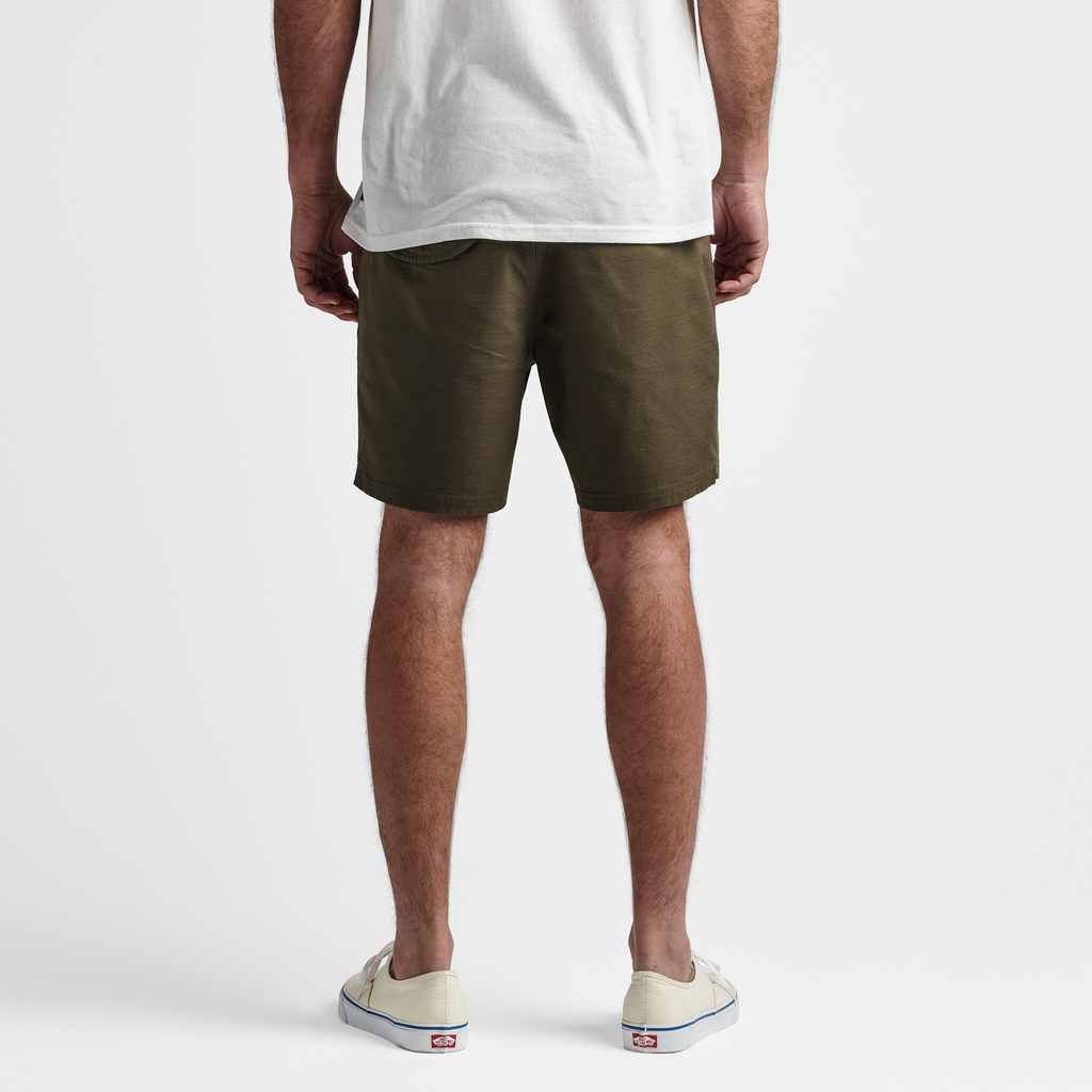 The model of Roark men's Campover Shorts - Military Big Image - 4