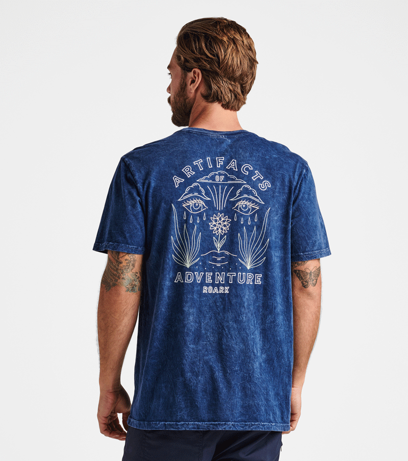 The back view of the Artifacts of Adventure Tee - Navy Big Image - 3
